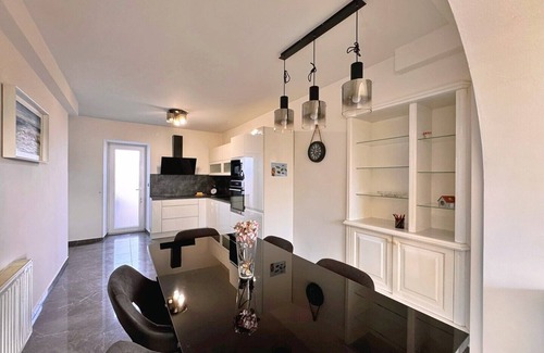 Zidarici Apartment | Apartment Katarina 1 - quiet location, pets allowed, washing machine, 500 m from sea