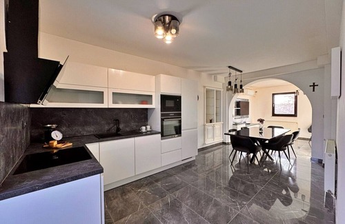 Zidarici Apartment | Apartment Katarina 1 - quiet location, pets allowed, washing machine, 500 m from sea