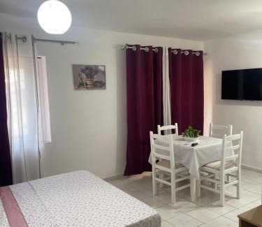 Himare Apartment | Apartment Katerina
