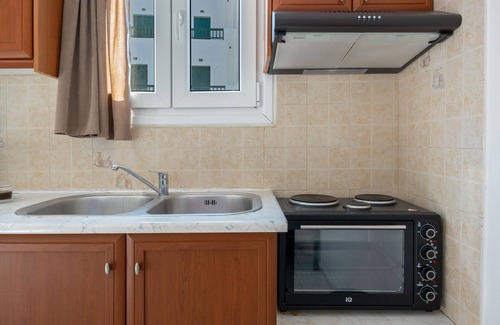 Merichas Apartment | Apartment 'Katerina Irida' with Sea View, Wi-Fi and Air Conditioning