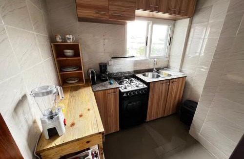 Cocody Apartment | Apartment King bed- Pool- WiFi- Parking-C2