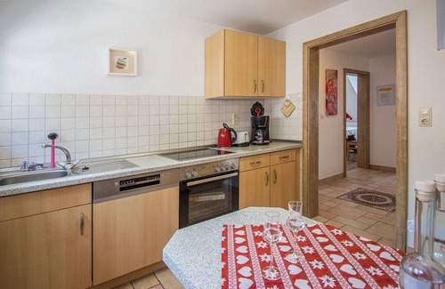 Lautenbach Apartment | Apartment 'Kirschzauber' with Shared Terrace, Balcony and Wi-Fi