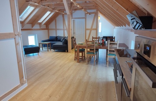 Forst Apartment | Apartment 'Kleine Auszeit 1' with Private Terrace and Wi-Fi