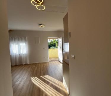 Turanj Apartment | Apartment Korenat