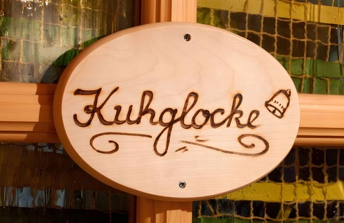 Schollach Apartment | Apartment 'Kuhglocke' with Shared Terrace, Shared Garden and Wi-Fi