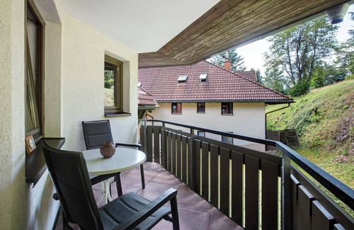 Todtmoos Apartment | Apartment 'Kupferkanne 12' with Mountain View, Balcony and Wi-Fi