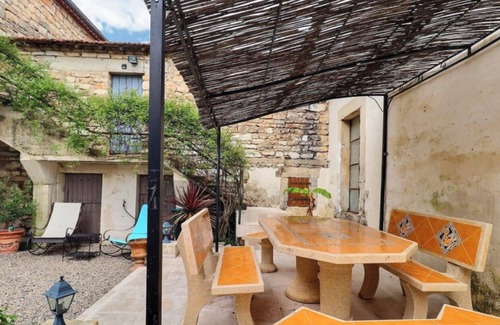 Orgnac-l'Aven Apartment | Apartment 'L'aven' with Balcony and Wi-Fi