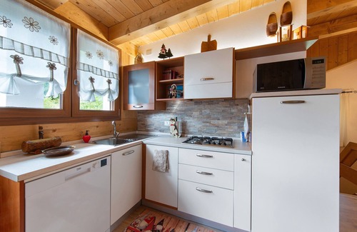 Vodo Cadore Apartment | Apartment 'La Casa Dei Cervi - Mansarda' with Mountain View, Balcony and Wi-Fi