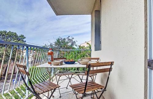 Six-Fours-les-Plages Apartment | Apartment La siesta by Interhome
