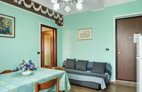Costigliole d'Asti Apartment | Apartment 'La Rocca di Efisio - Dolcetto' with private terrace, Wi-Fi and air conditioning