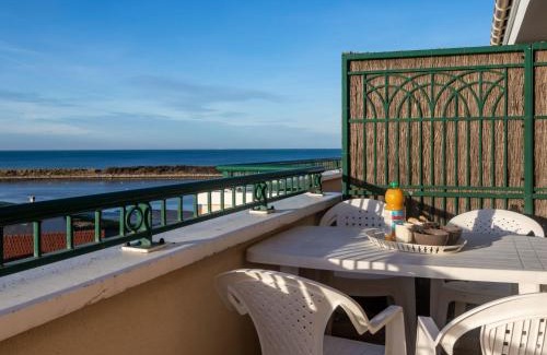 Port Guillaume Apartment | Apartment La Presqu'île-7 by Interhome
