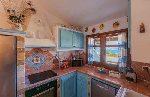 Palau Apartment | Apartment 'La Terrazza sul Mare' with Sea View, Terrace & Wi-Fi