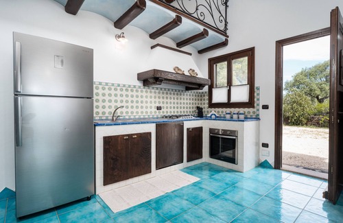 Orosei Apartment | Apartment 'La Vela A' with Sea View, Wi-Fi and Air Conditioning