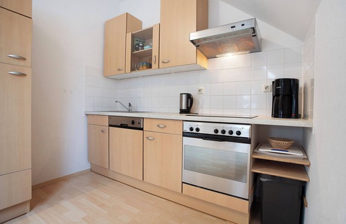 Muritz Apartment | Apartment 'Landgraf 11' with Shared Garden, Balcony and Wi-Fi