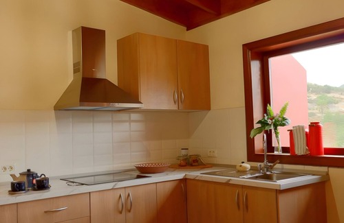 Agulo Apartment | Apartment 'Laurel' with Mountain View, Wi-Fi and Air Conditioning