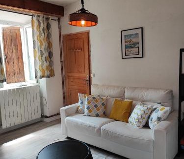 Saint-Andre-de-Majencoules House | Apartment Le 1739