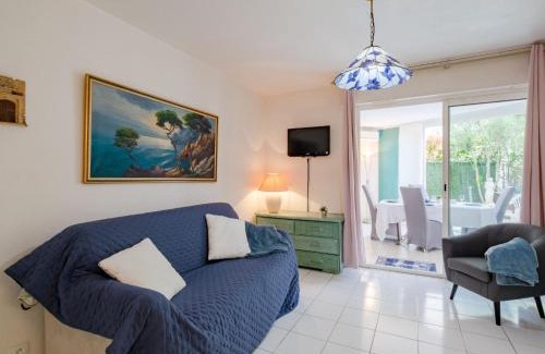 Frejus Plage Apartment | Apartment Le chant de la mer by Interhome