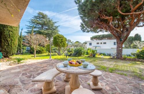 Cavaliere Apartment | Apartment Le Jasmin by Interhome
