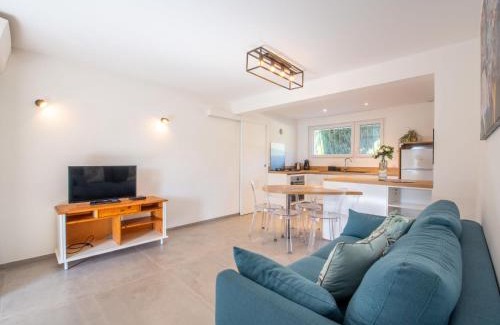 Cavaliere Apartment | Apartment Le Jasmin by Interhome