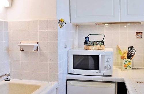 Le Lavandou Apartment | Apartment Le Lavandou, studio flat, 2 persons