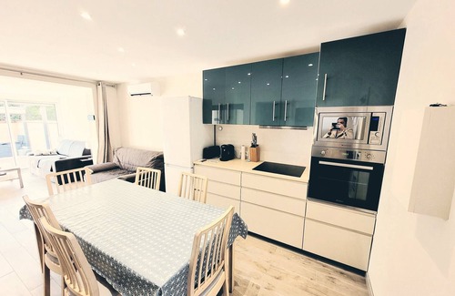 Valras-Plage Apartment | Apartment le Lys des Sables 200 meters from the beach