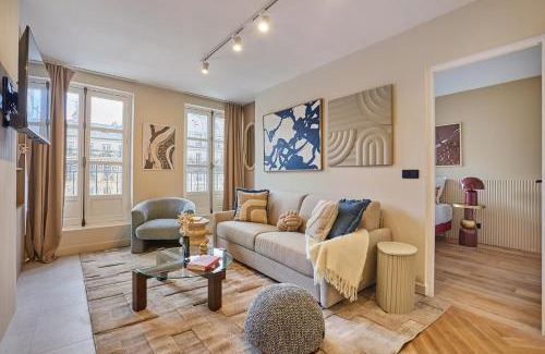 Arsenal Apartment | Apartment Le Marais by Studio prestige