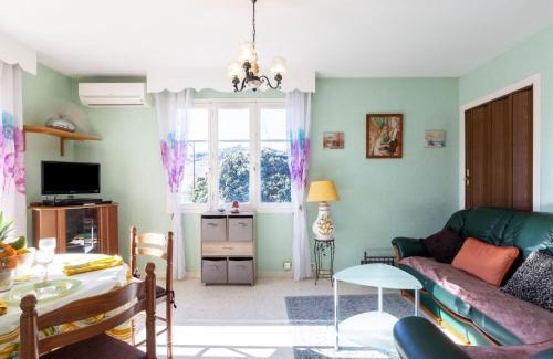 Pegomas Apartment | Apartment Le Néflier by Interhome