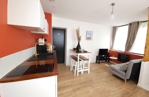 Boulogne-Centre Apartment | Apartment * Le Quai Victoire* Near Sea, Nausicaa and town center