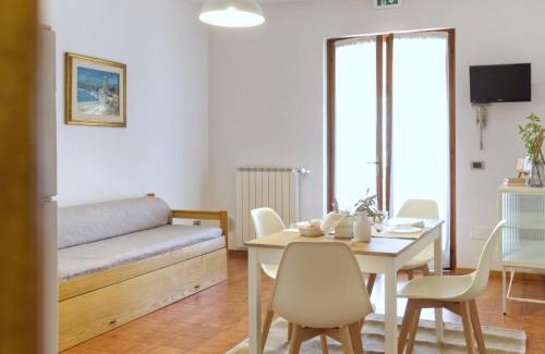 Garda Apartment | Apartment Le Rasole-6 by Interhome