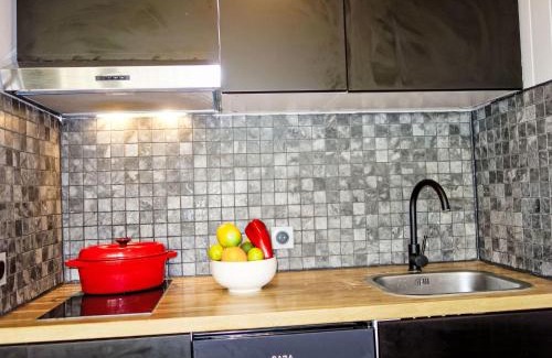 Val-Thorens Apartment | Apartment Le Roc de Peclet by Interhome