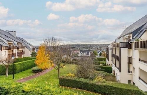 Touques Apartment | Apartment Le Vert Coteau-3 by Interhome