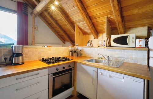Albiez-le-Vieux Apartment | Apartment 'Les Combles' with Mountain View, Private Terrace and Wi-Fi