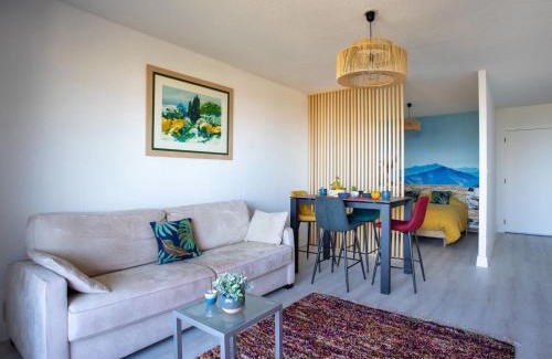 Villeneuve-Loubet Apartment | Apartment Les Coralines by Interhome