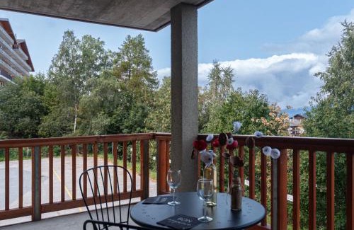 Saint-Pierre-de-Clages Apartment | Apartment Les Chouettes 4 by Interhome