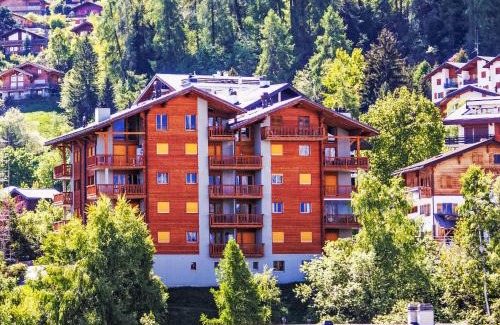 Saint-Pierre-de-Clages Apartment | Apartment Les Chouettes 4 by Interhome