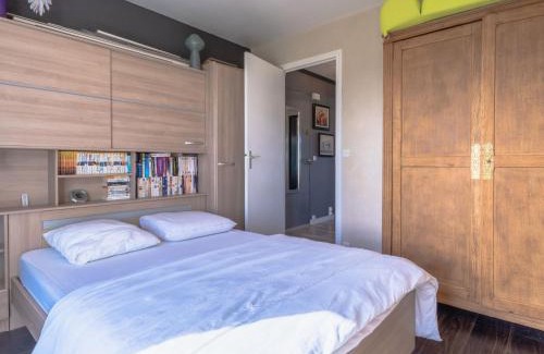 Le Home Apartment | Apartment Les Dunes by Interhome