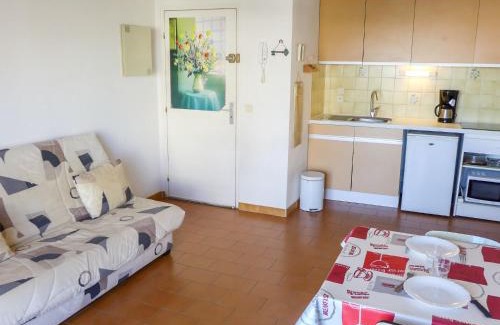 Le Port Apartment | Apartment Les Marines de Port Canet by Interhome