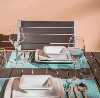 Karavomylos Apartment | Apartment Lilly, apartment with communal pool, 10 meters from sea