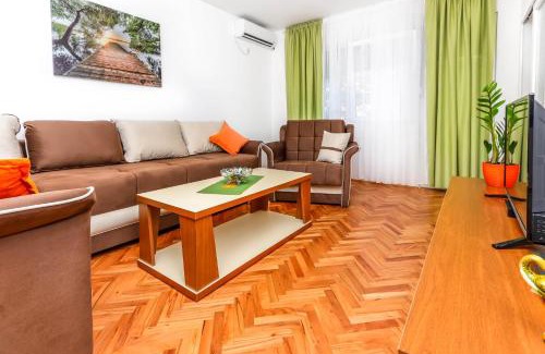 Tivat Apartment | Apartment Little Paradise - In the city center