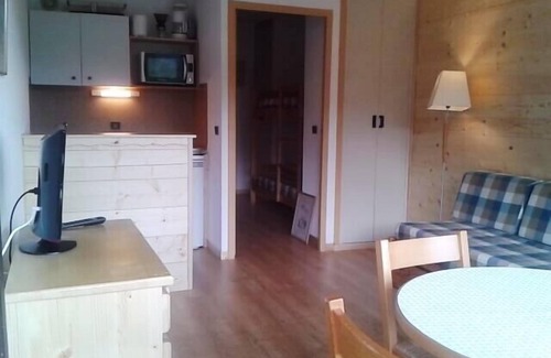 Montalbert Apartment | Apartment located at the foot of the slopes with a beautiful unobstructed view
