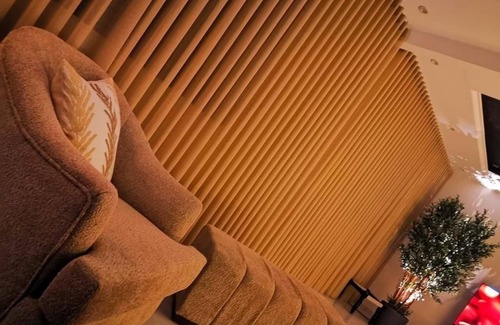 King Abdul Aziz Road Apartment | apartment located in areas close to services -supermarkets،cafes،restaurants،sea