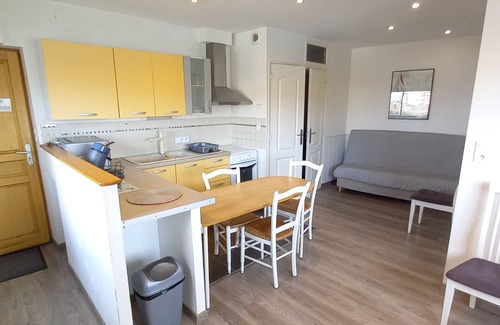 Dieppe Apartment | Apartment located in Dieppe with splendid views of the harbor and the sea