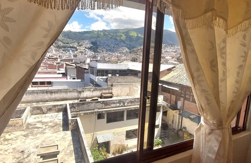 Centro Historico Apartment | Apartment, located in the historic center of Quito, colonial neighborhood.