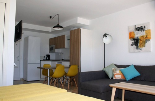 Nikki Beach Apartment | Apartment located on the beachfront, with splendid sea views.