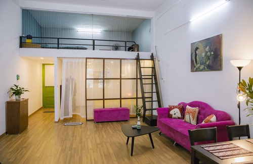 Hoan Kiem Apartment | Apartment Loft with Balcony and city view in the center of Old Quarter