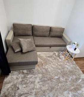 Ivanec Apartment | Apartment Lovro