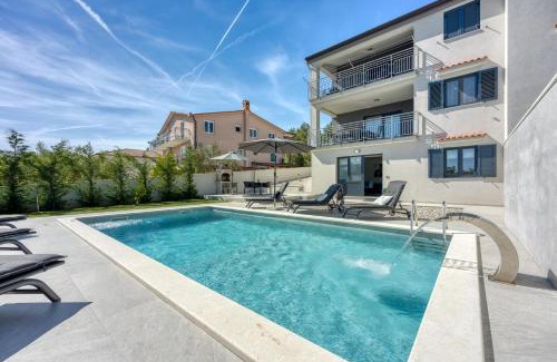 Fuskulin Apartment | Apartment Luana with private pool