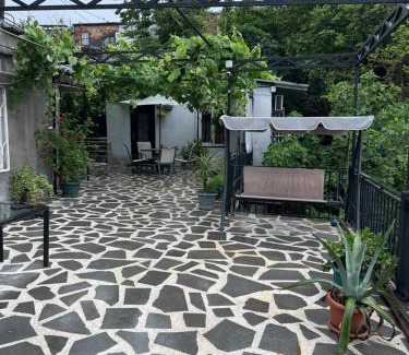 Avlabari Apartment | Apartment Lui