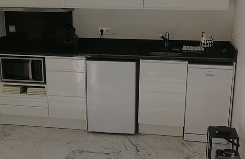 Grasse Villa | Apartment lux 1 bedroom, independent in villa, swimming pool, view Grasse and sea
