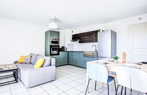 Les Hauts de Canet Apartment | Apartment Malibu Village by Interhome